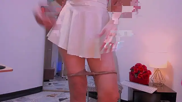 Jolie-bonnet online show from 10-27-25, 07:59