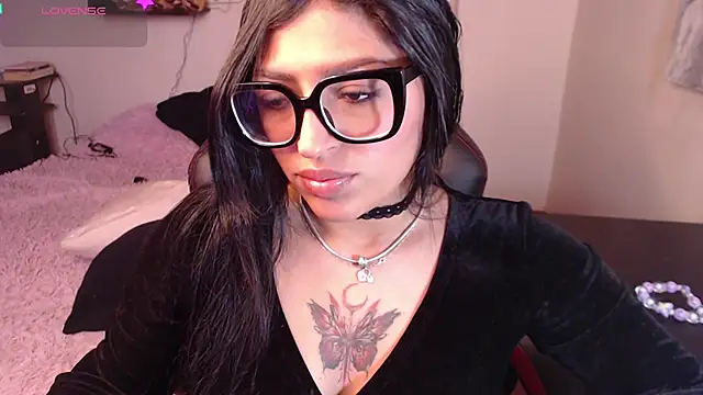 MissDennise online show from 03-07-25, 08:11