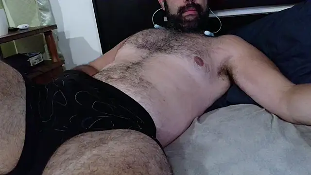 Snapshot of machoathome chatting on 05-03-26, 02:27 machoathome online show from 05-03-26, 02:27