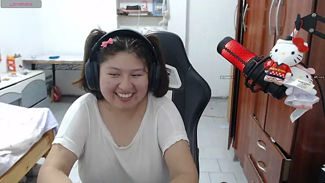 Snapshot of TaissaVirtual chatting on 03-03-26, 03:35 TaissaVirtual online show from 03-03-26, 03:35