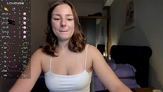 ThreeshaWhite online show from 11-22-25, 11:53