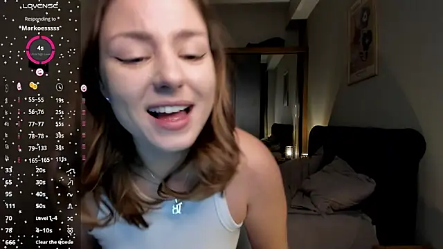 ThreeshaWhite online show from 01-11-26, 02:13