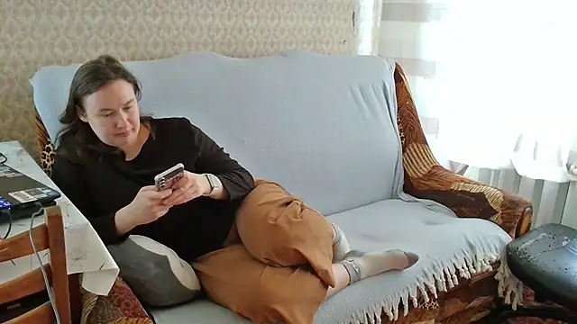 Snapshot of franceska_blue chatting on 02-17-26, 10:23 franceska blue online show from 02-17-26, 10:23