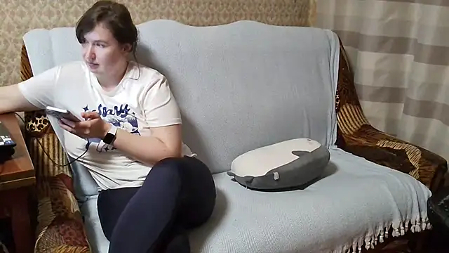 franceska blue online show from 11-26-25, 09:15