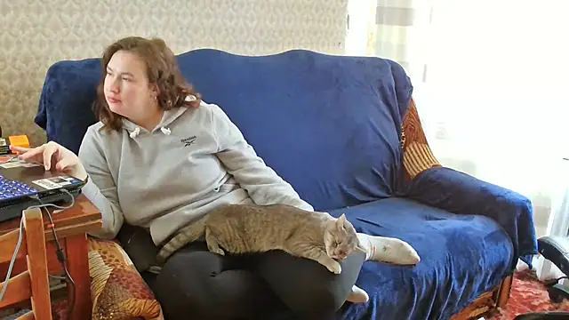 franceska blue online show from 10-20-25, 09:43