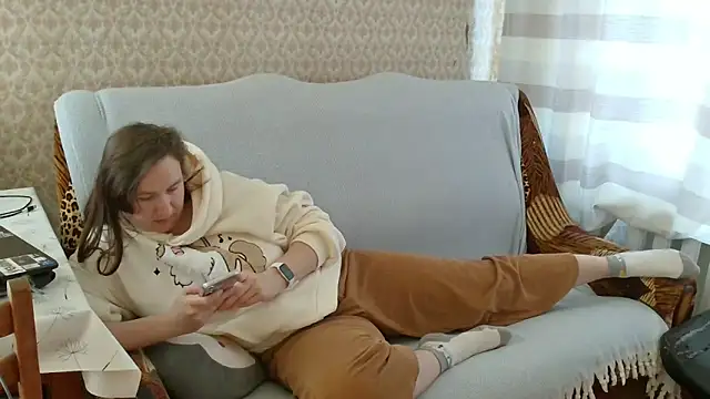 Snapshot of franceska_blue chatting on 01-17-26, 10:08 franceska blue online show from 01-17-26, 10:08