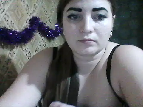 Elizabeth Meow online show from 12-19-25, 07:05