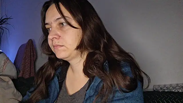 Cyndee Winter online show from 11-05-25, 06:22