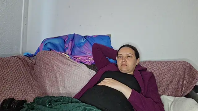 Cyndee Winter online show from 06-12-26, 06:27