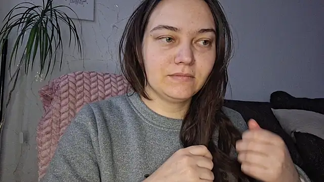 Snapshot of Cyndee_Winter chatting on 02-06-26, 02:24 Cyndee Winter online show from 02-06-26, 02:24