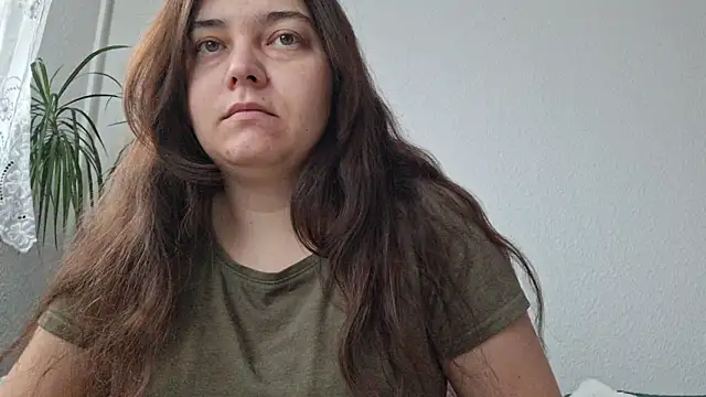 Snapshot of Cyndee_Winter chatting on 02-12-26, 09:20 Cyndee Winter online show from 02-12-26, 09:20