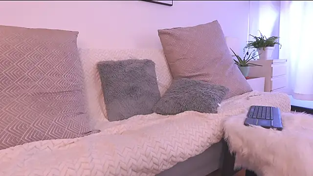 Anah s online show from 10-11-25, 01:12