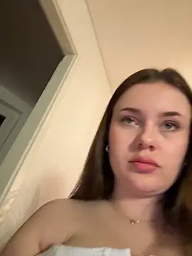 MaribelRiver online show from 10-25-25, 11:38