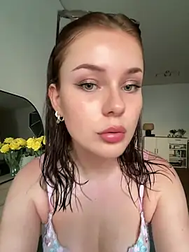 Snapshot of MaribelRiver chatting on 06-25-26, 06:46 MaribelRiver online show from 06-25-26, 06:46