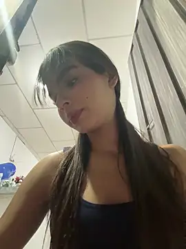 Melanyeee online show from 02-21-26, 03:52