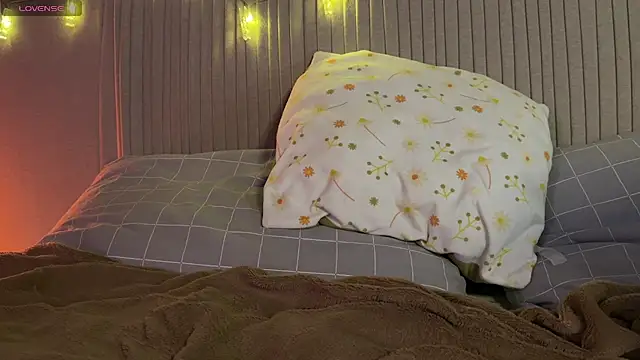 Anisawithlove online show from 01-08-26, 11:05