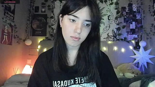 Anisawithlove online show from 02-28-25, 04:53
