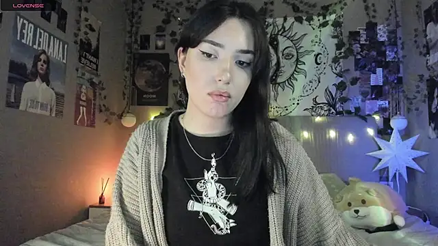Anisawithlove online show from 02-25-25, 05:40