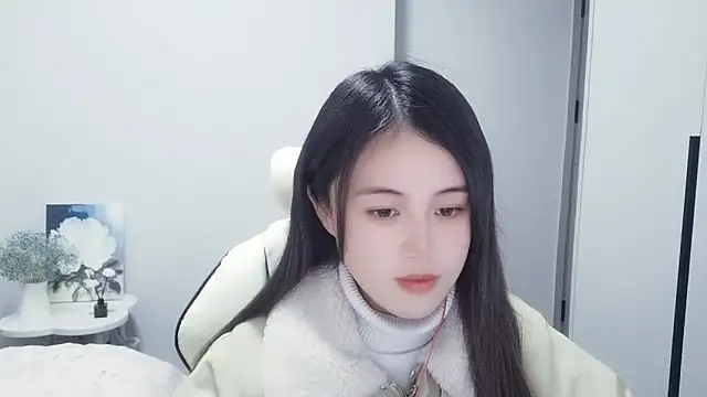 Snapshot of Wofeifei-baby chatting on 01-18-25, 03:27 Wofeifei-baby online show from 01-18-25, 03:27