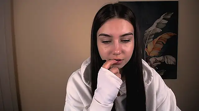 Lili magic online show from 10-23-25, 09:41