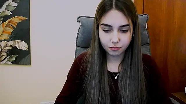 Lili magic online show from 02-18-25, 04:25