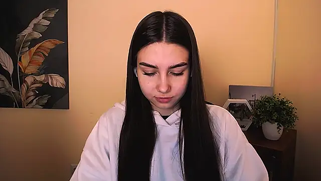 Lili magic online show from 10-03-25, 07:21