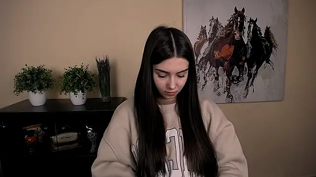 Lili magic online show from 11-15-25, 09:24