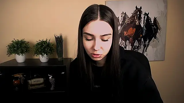 Lili magic online show from 11-08-25, 08:51