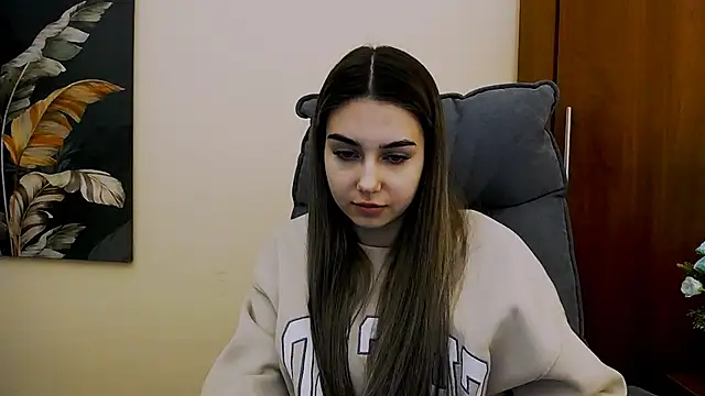 Lili magic online show from 02-21-25, 01:11