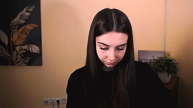 Lili magic online show from 09-28-25, 12:45