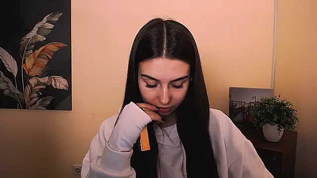 Lili magic online show from 09-25-25, 12:33