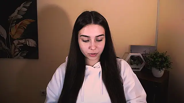 Lili magic online show from 10-11-25, 12:28