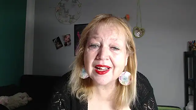 Blasflittchen online show from 05-18-26, 10:20