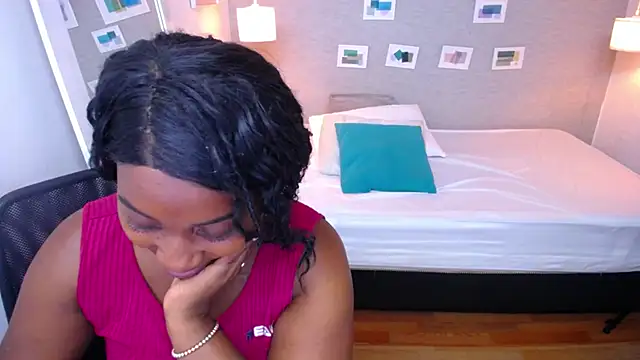 kiara evanss online show from 03-20-25, 02:19