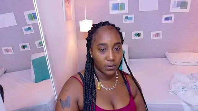 kiara evanss online show from 10-10-25, 02:23