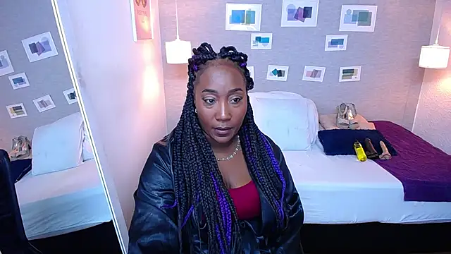 kiara evanss online show from 03-06-25, 08:37