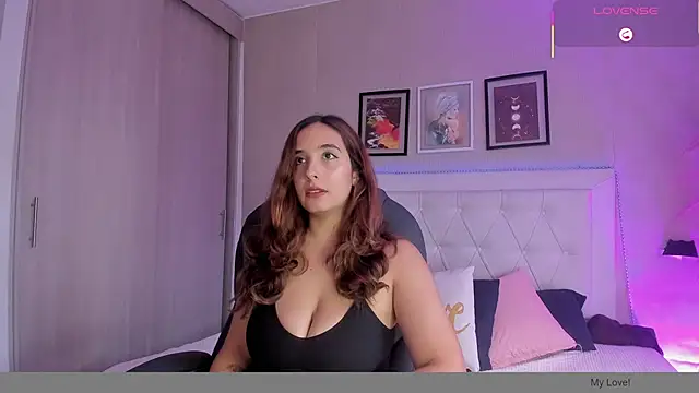 emma  smith1 online show from 01-06-26, 12:42