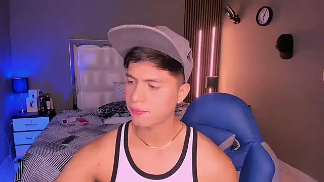 Snapshot of Niicky1_ chatting on 03-11-25, 08:53 Niicky1 online show from 03-11-25, 08:53