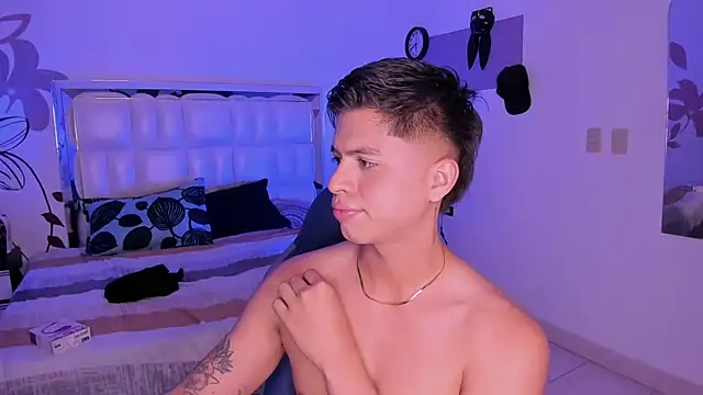 Snapshot of Niicky1_ chatting on 03-02-25, 09:30 Niicky1 online show from 03-02-25, 09:30