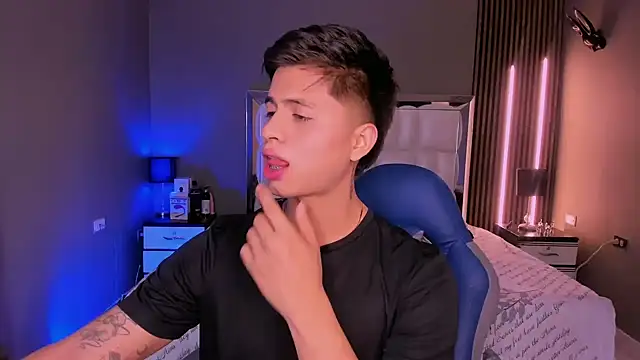 Snapshot of Niicky1_ chatting on 03-07-25, 09:48 Niicky1 online show from 03-07-25, 09:48