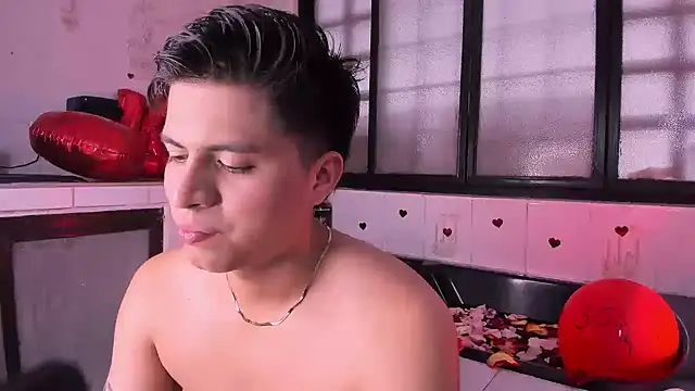 Snapshot of Niicky1_ chatting on 02-15-25, 09:17 Niicky1 online show from 02-15-25, 09:17