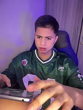 Niicky1  online show from 04-02-26, 02:24