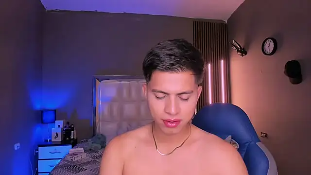 Snapshot of Niicky1_ chatting on 03-13-25, 09:05 Niicky1 online show from 03-13-25, 09:05