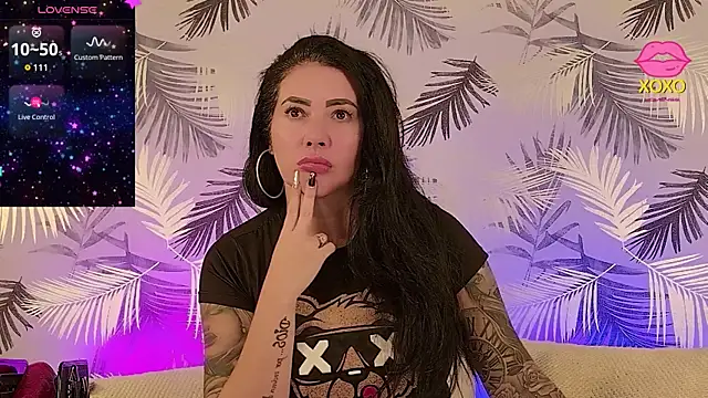 Snapshot of katypink_12 chatting on 05-19-26, 10:50 katypink 12 online show from 05-19-26, 10:50