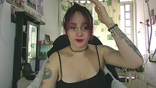 kitty22  online show from 05-26-26, 02:26