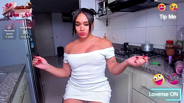 AbrilStivenson  online show from 09-08-25, 06:51