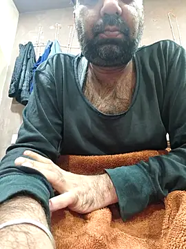 lund lol online show from 12-17-25, 01:54