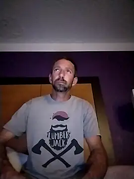 Treemandude online show from 11-28-25, 10:04