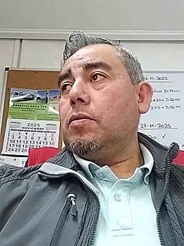 Manolete007x online show from 11-27-25, 11:49