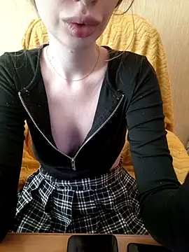 Elza kom online show from 03-10-26, 04:49